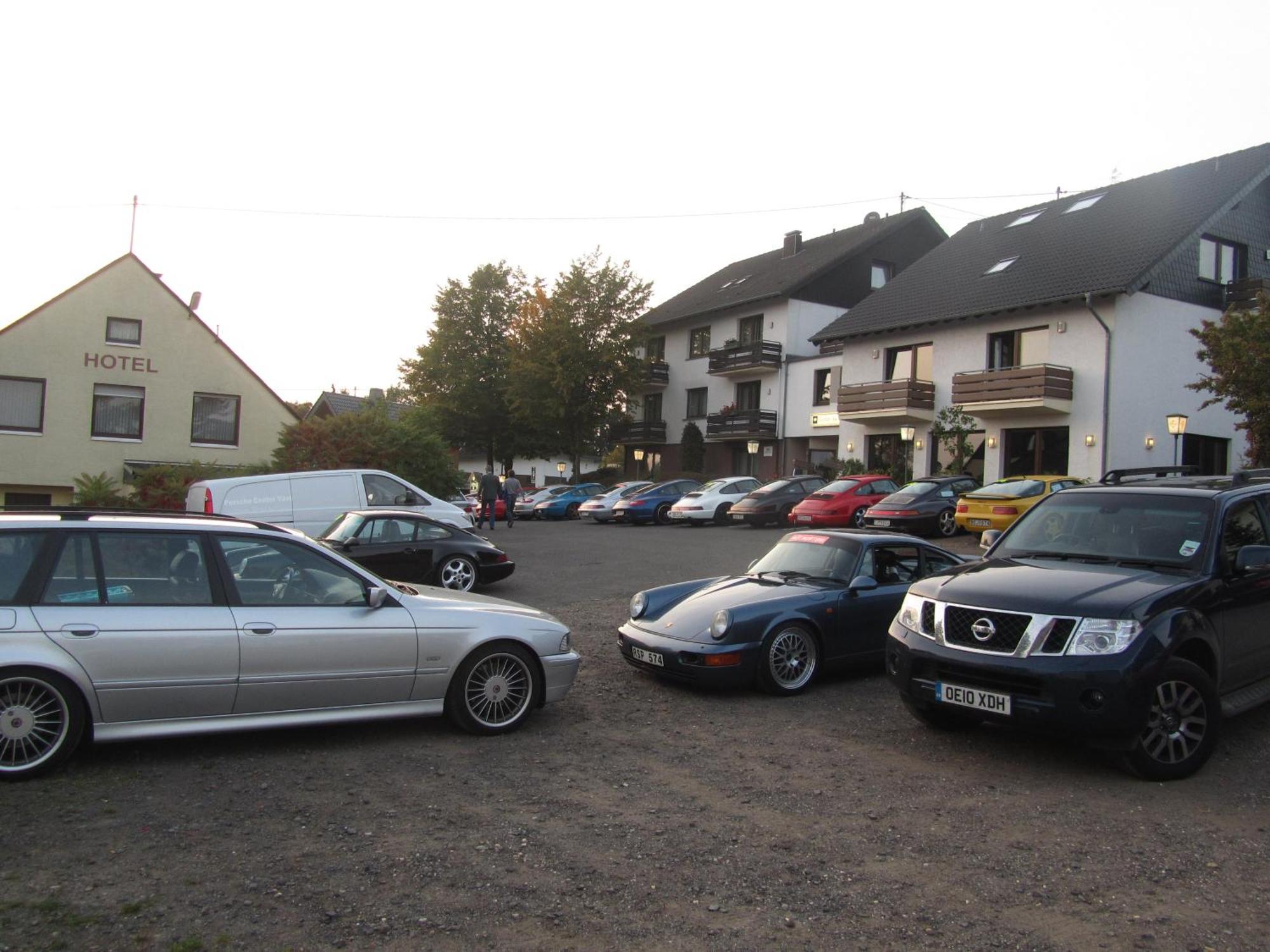 Hotel Zur Burg Nuerburg מראה חיצוני תמונה