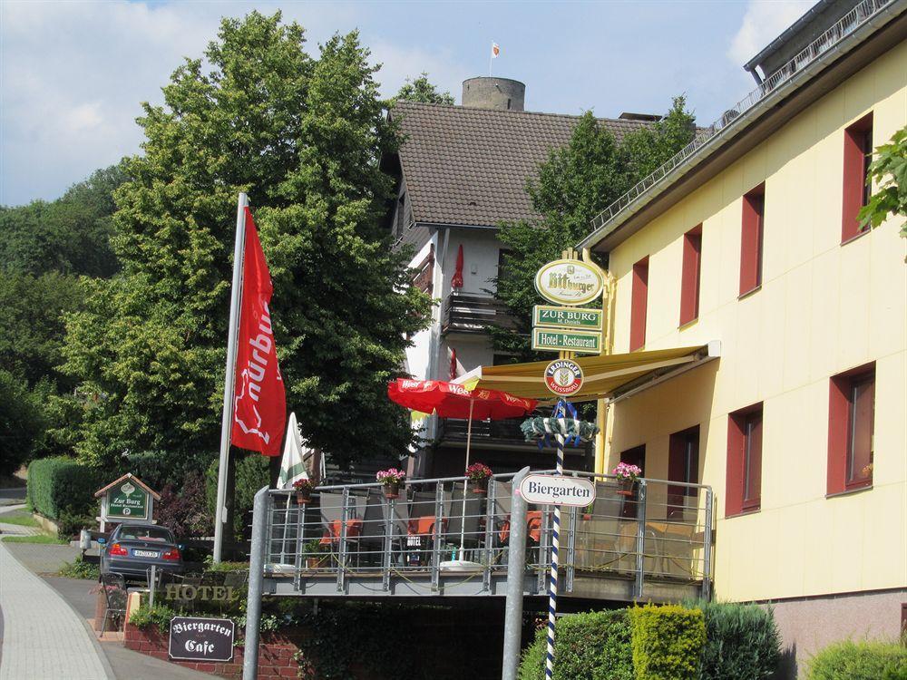 Hotel Zur Burg Nuerburg מראה חיצוני תמונה