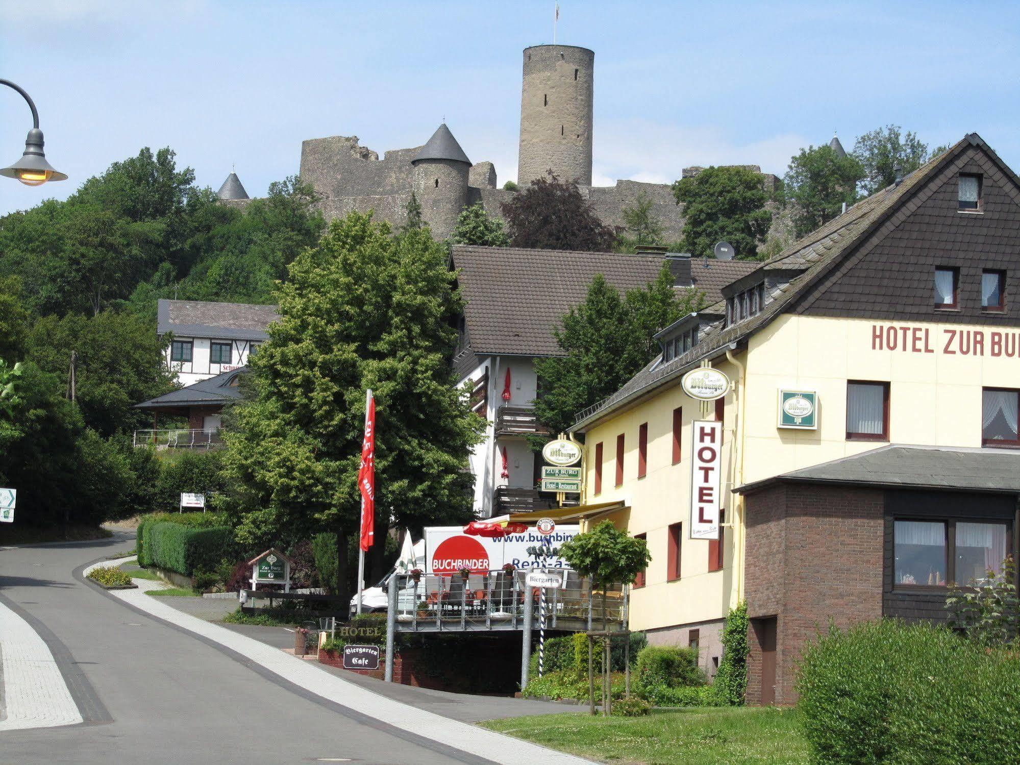 Hotel Zur Burg Nuerburg מראה חיצוני תמונה
