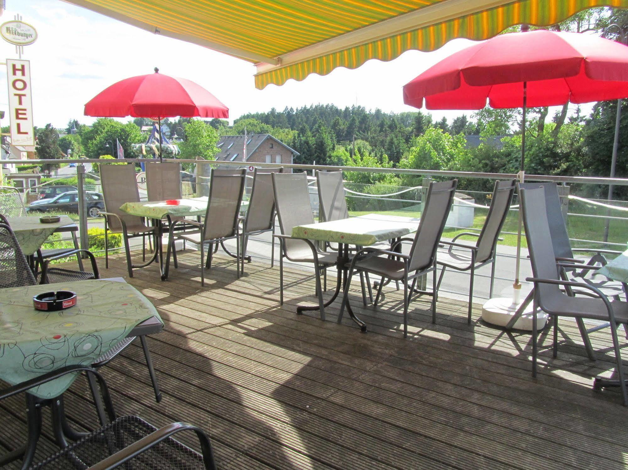 Hotel Zur Burg Nuerburg מראה חיצוני תמונה